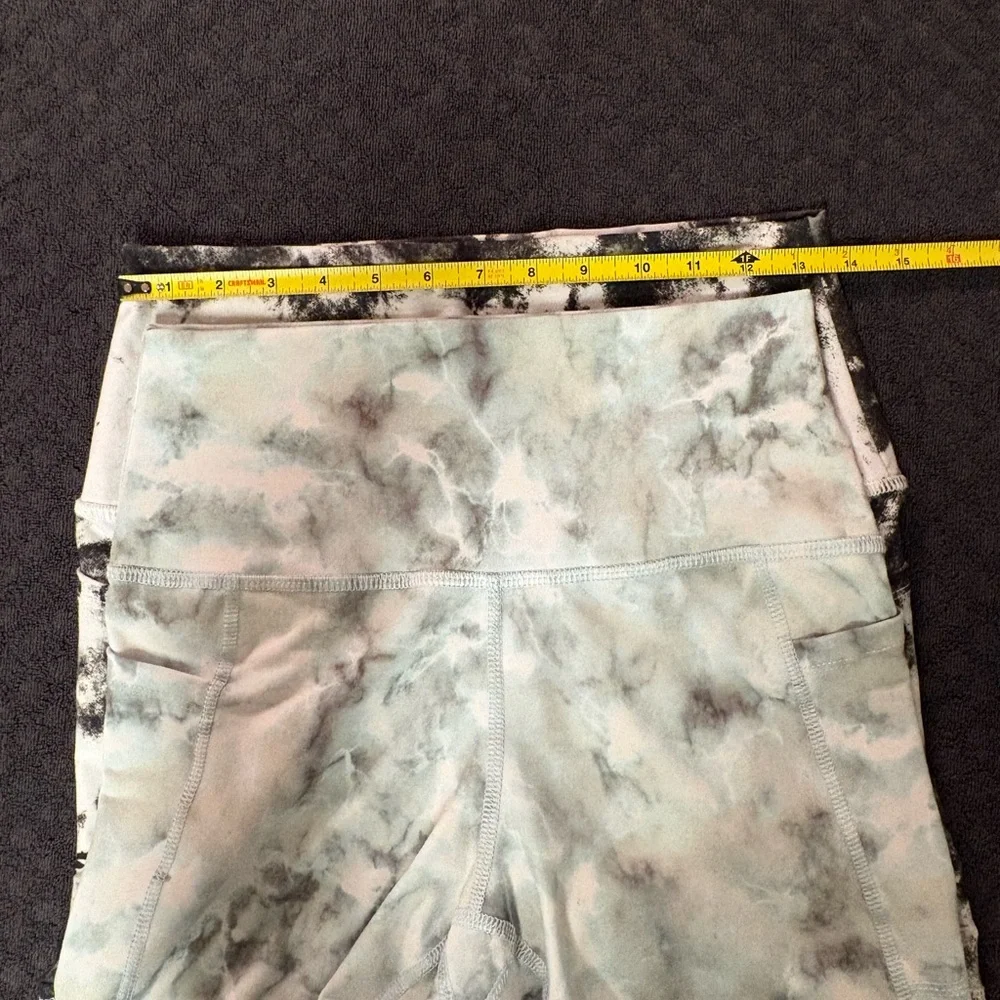 2 pair Women’s Evolution & Creation Tie-Dye Bike Shorts Size L